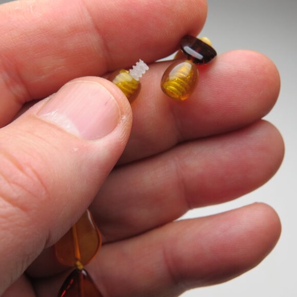 Authentic Amber Lady's Necklace 18" Premium Quality - Picture 4 of 4